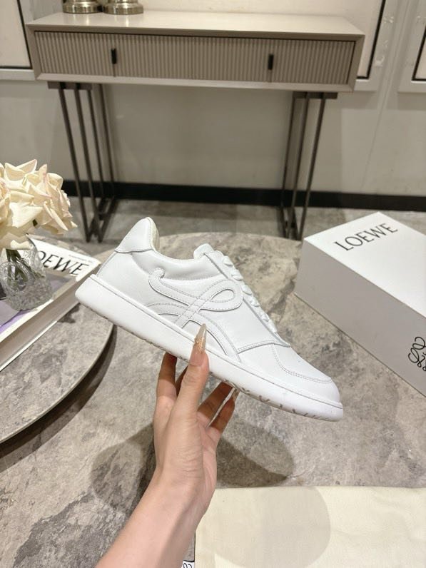 Кроссовки фото 5