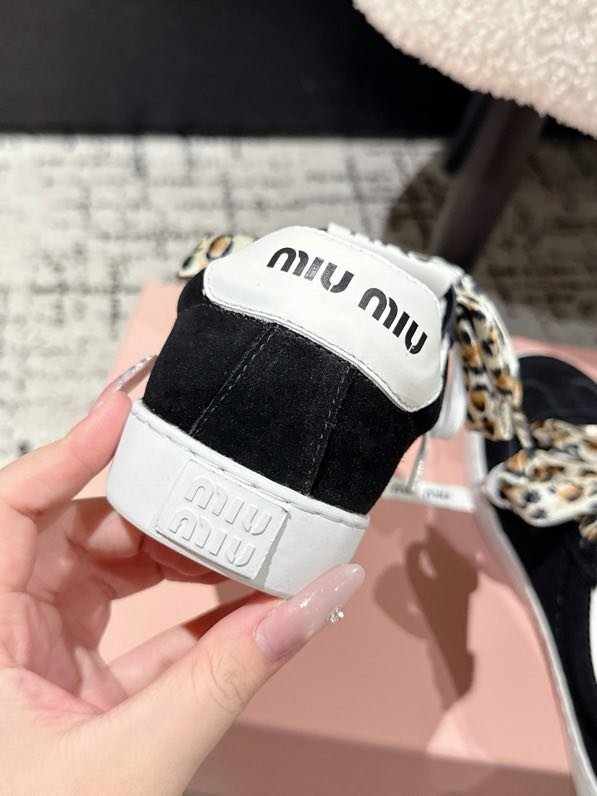 Кроссовки фото 5