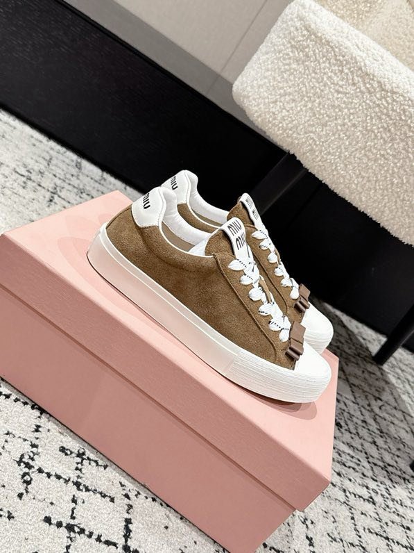 Кроссовки фото 5