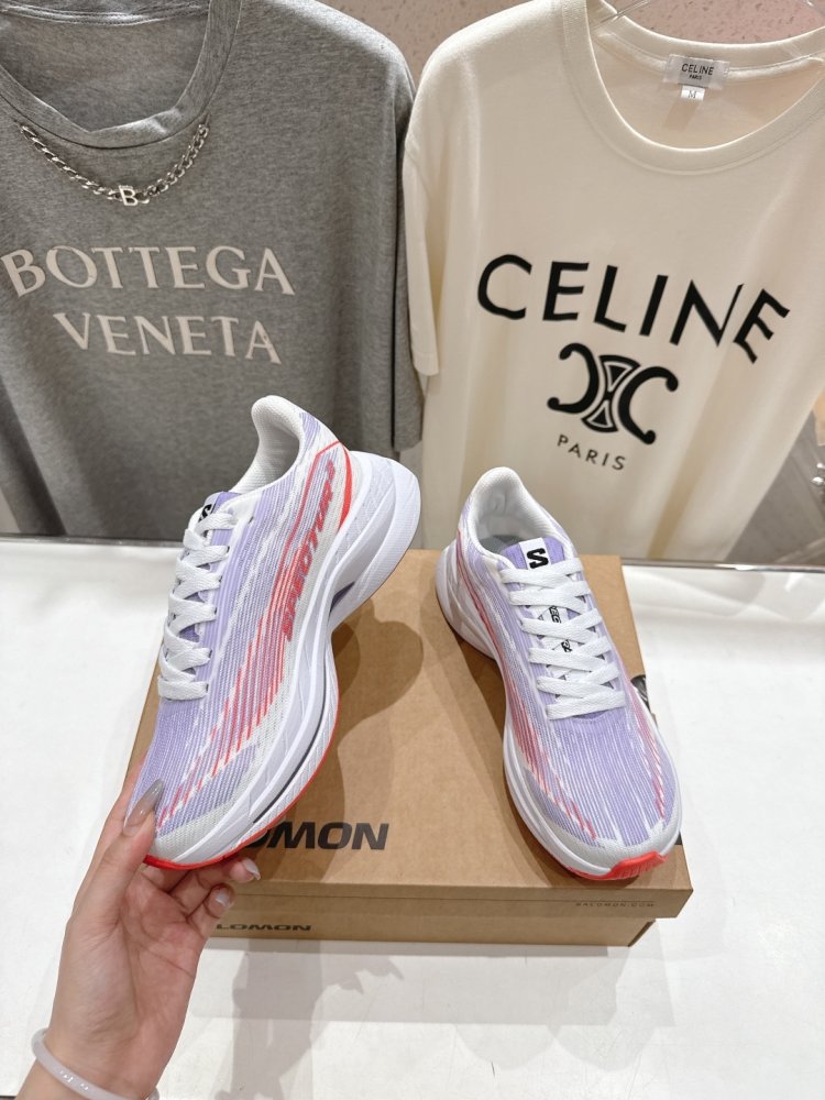 Кросівки фото 5