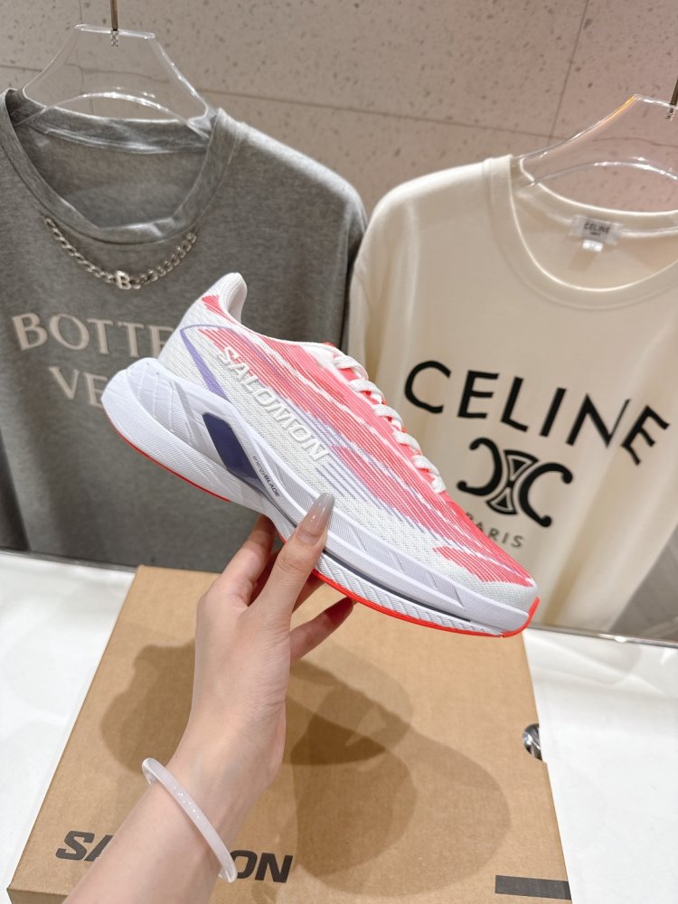 Кросівки фото 5