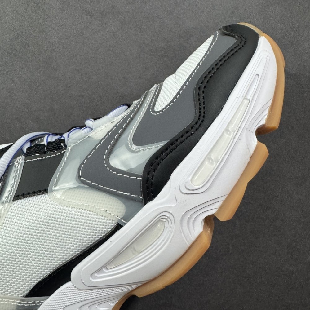 Кросівки фото 5