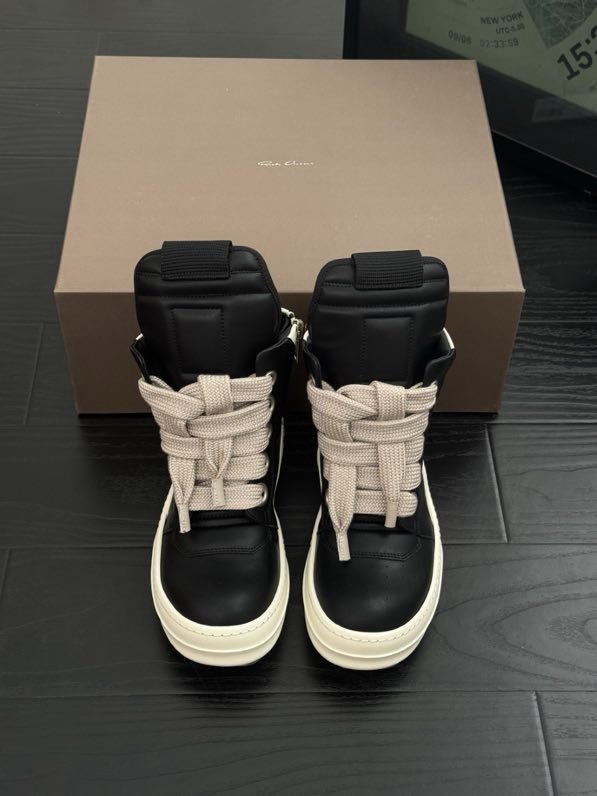 Кроссовки фото 5