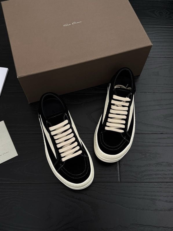 Кросівки фото 5