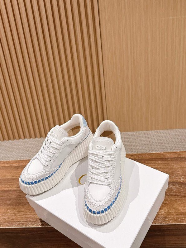 Кросівки фото 5