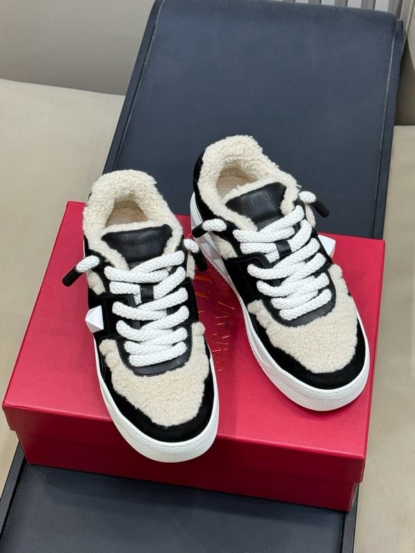 Кроссовки фото 5