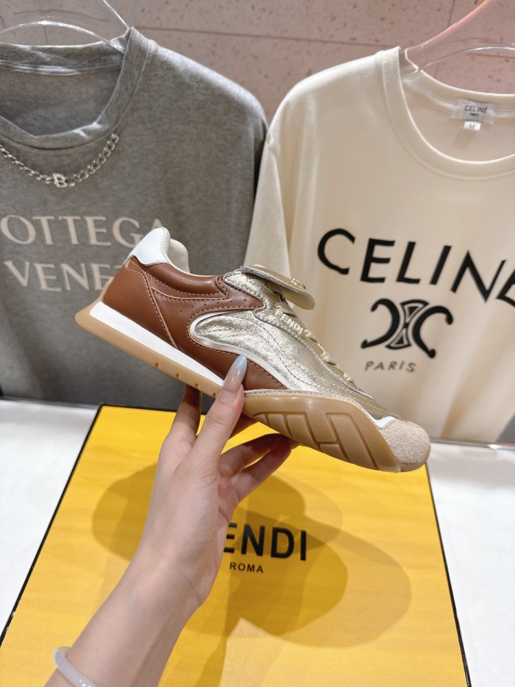 Кроссовки фото 5