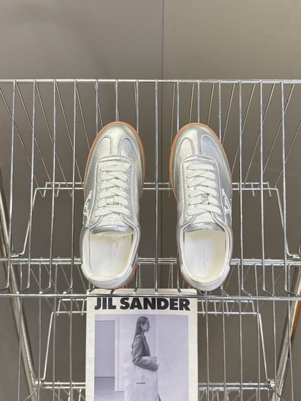 Кроссовки фото 5