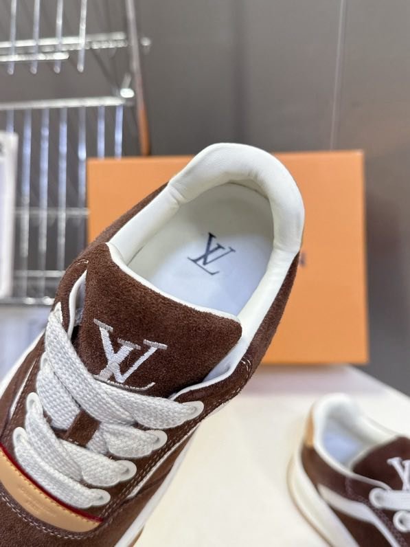 Кроссовки фото 5