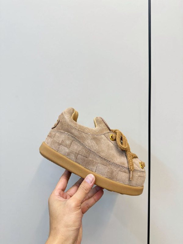 Кроссовки фото 5