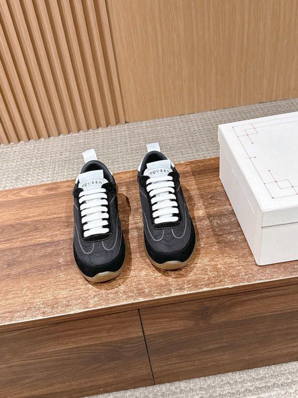 Кроссовки фото 5