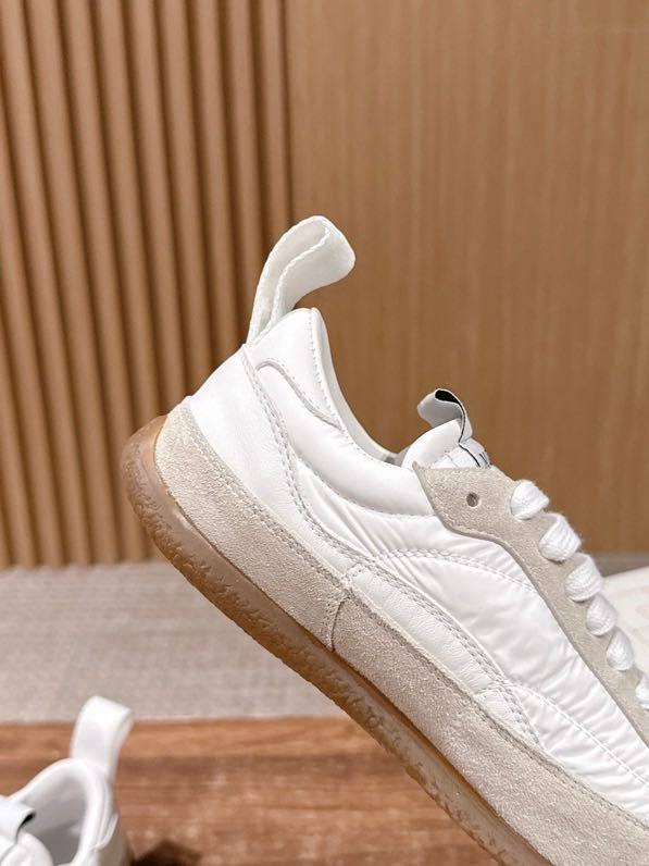 Кроссовки фото 5