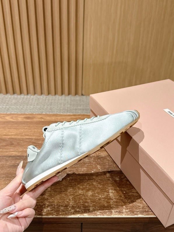 Кроссовки фото 5