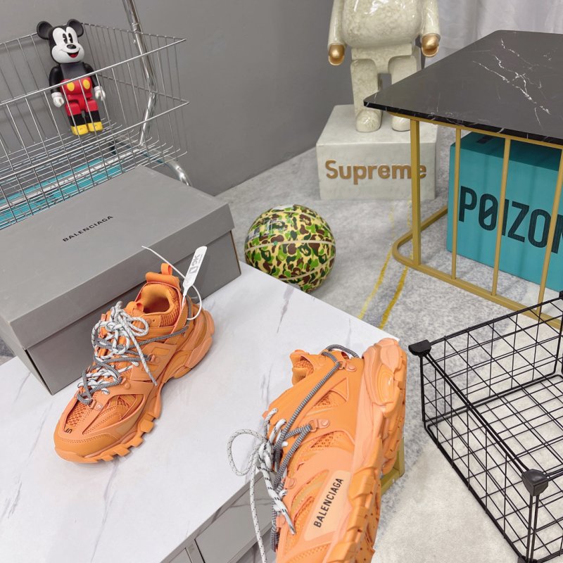 Кроссовки фото 5