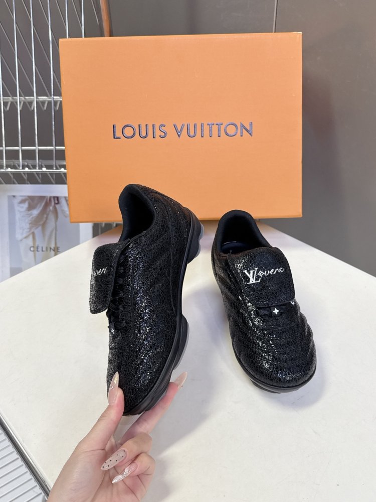 Кроссовки фото 5