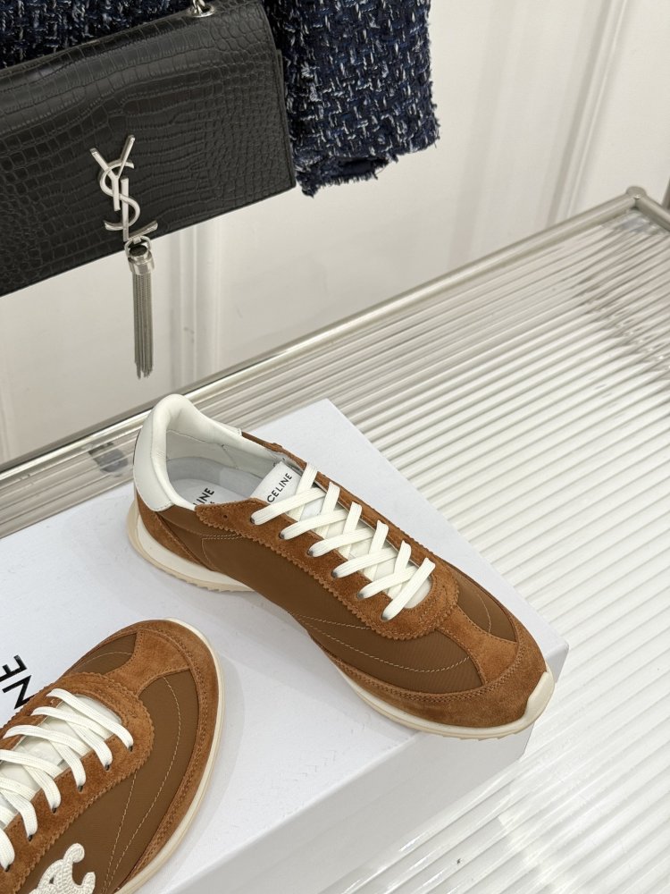 Кроссовки фото 5