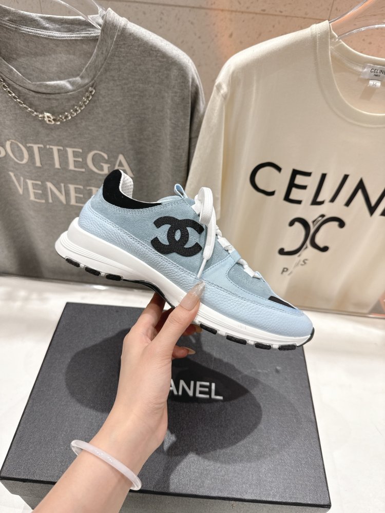 Кроссовки фото 5