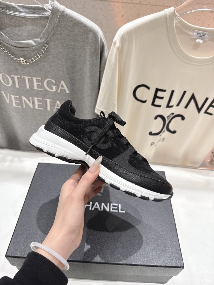 Кроссовки фото 5