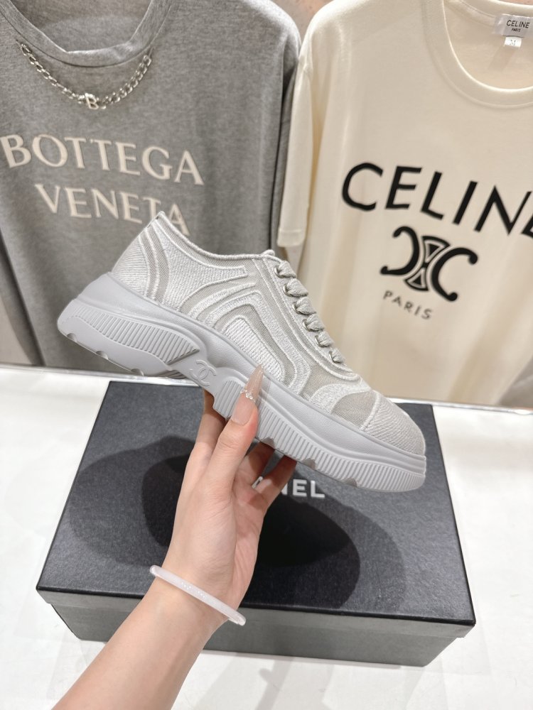 Кроссовки фото 5