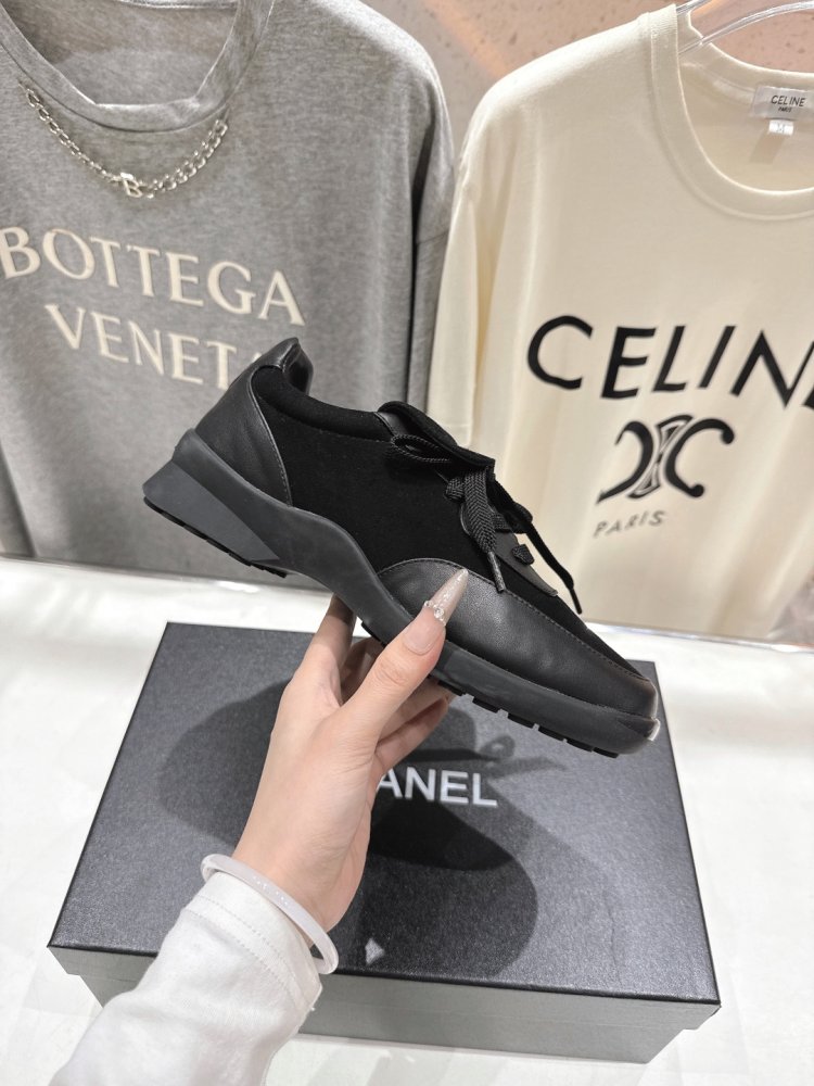 Кроссовки фото 5