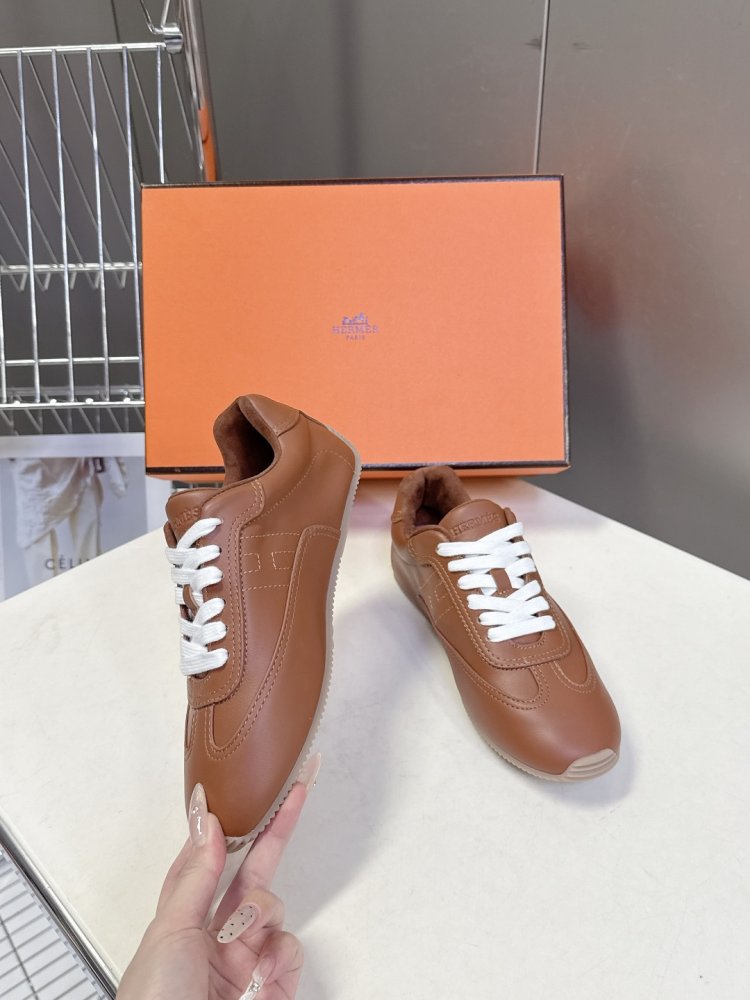 Кроссовки фото 5