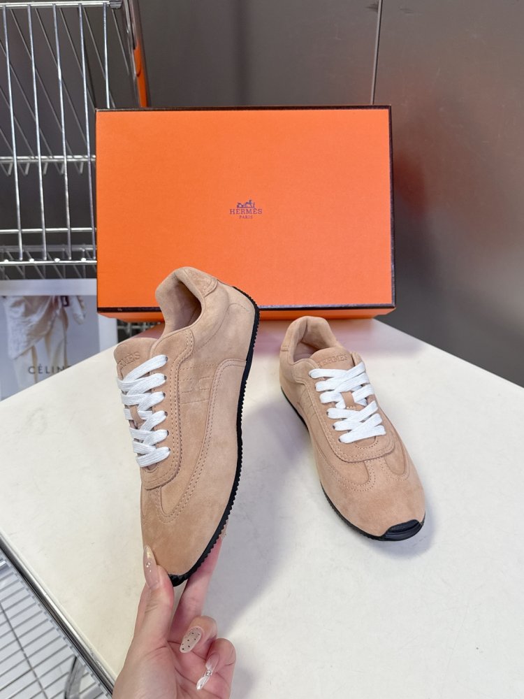 Кроссовки фото 5