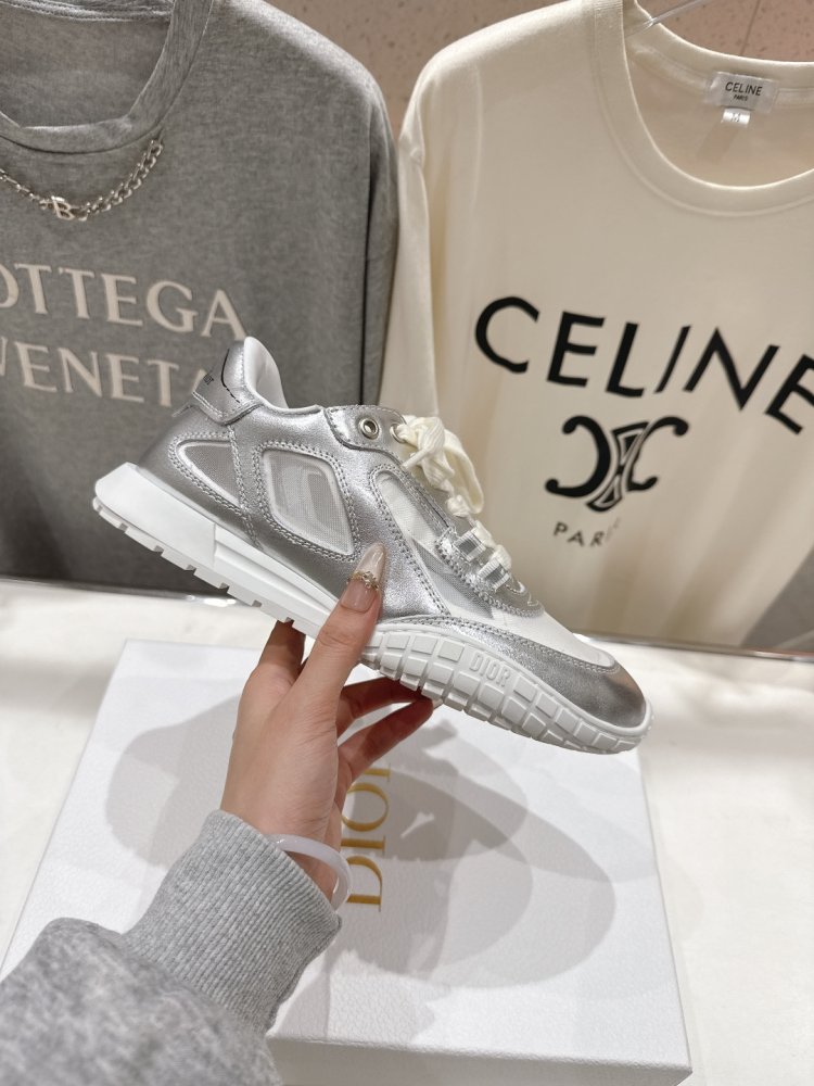 Кроссовки фото 5