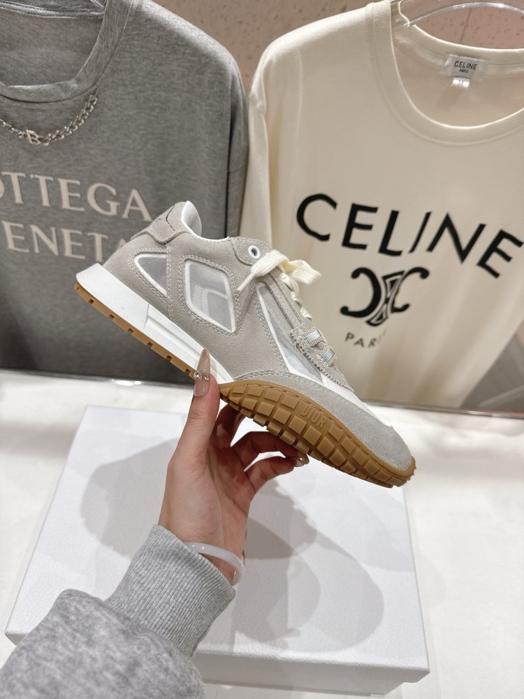 Кроссовки фото 5