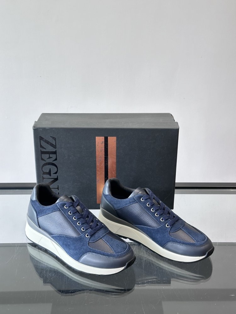 Кросівки фото 5