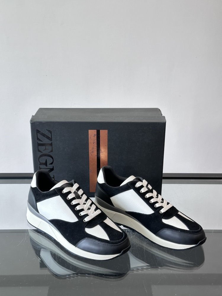 Кросівки фото 5