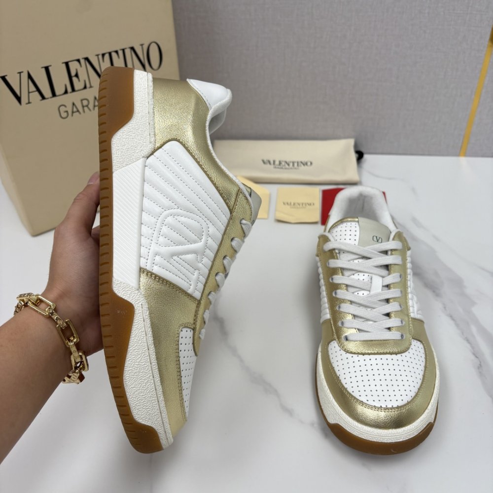 Кросівки фото 5