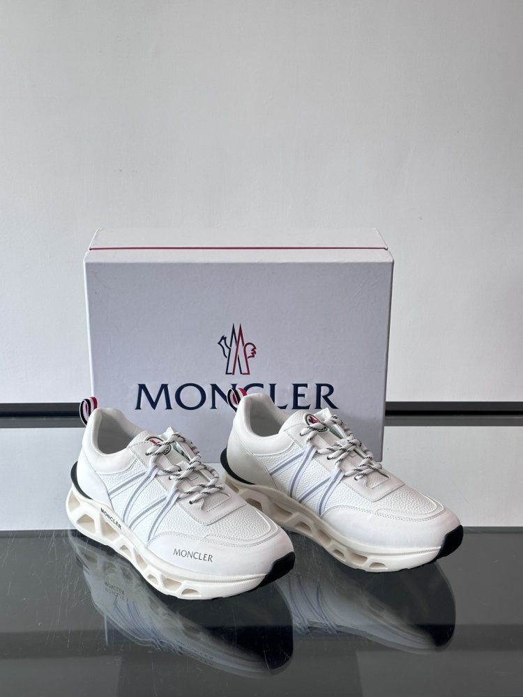 Кросівки фото 5