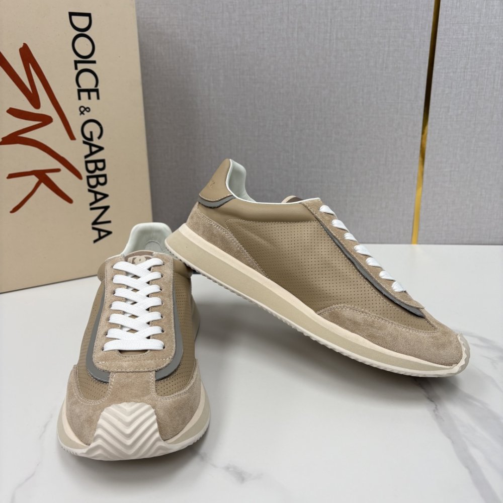 Кросівки фото 5