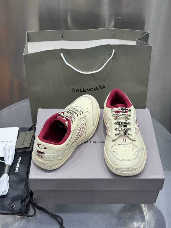 Кросівки фото 5