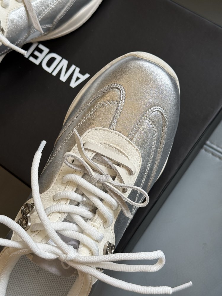 Кроссовки фото 6