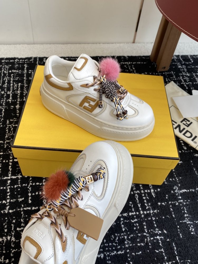 Кроссовки фото 6