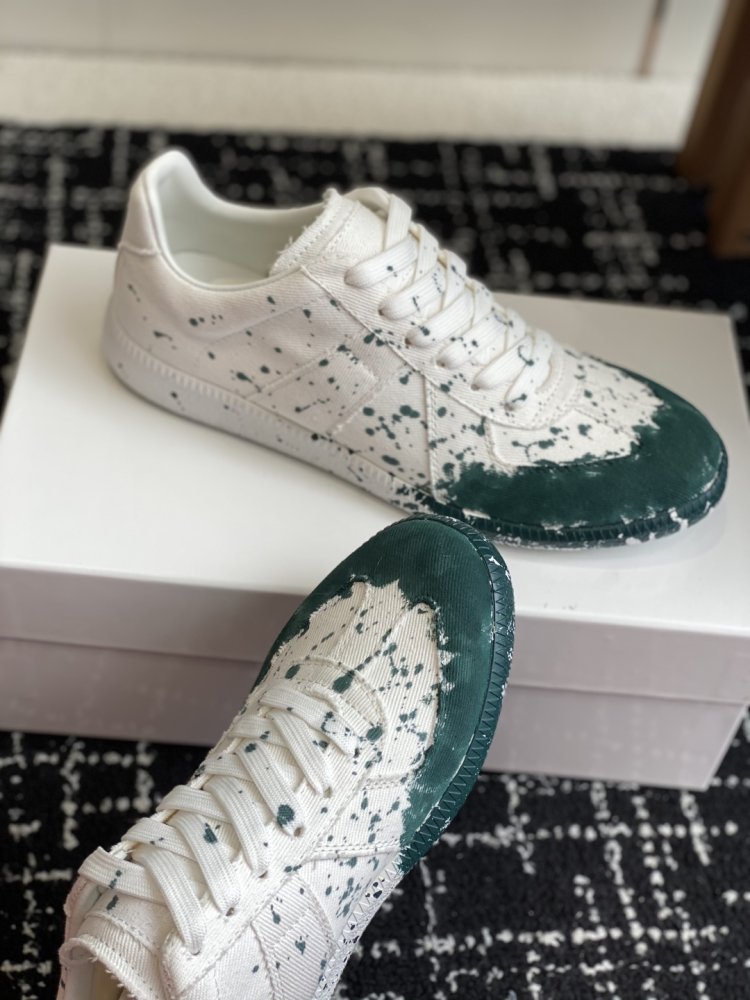 Кроссовки фото 6