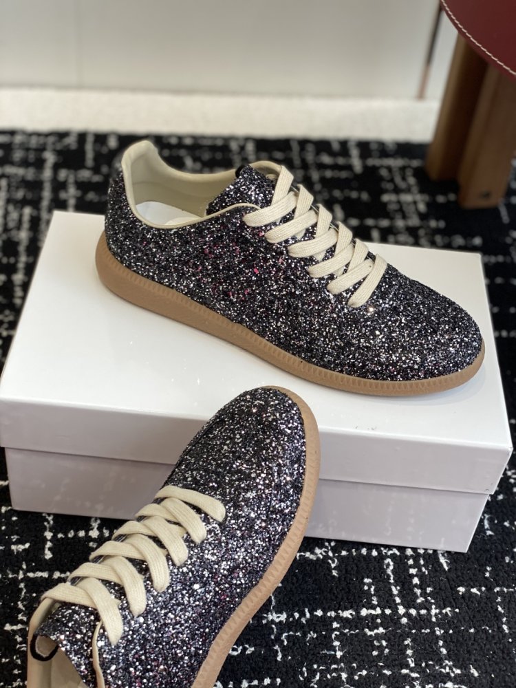 Кроссовки фото 6