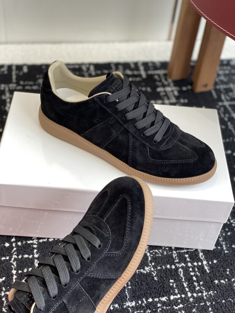 Кроссовки фото 6