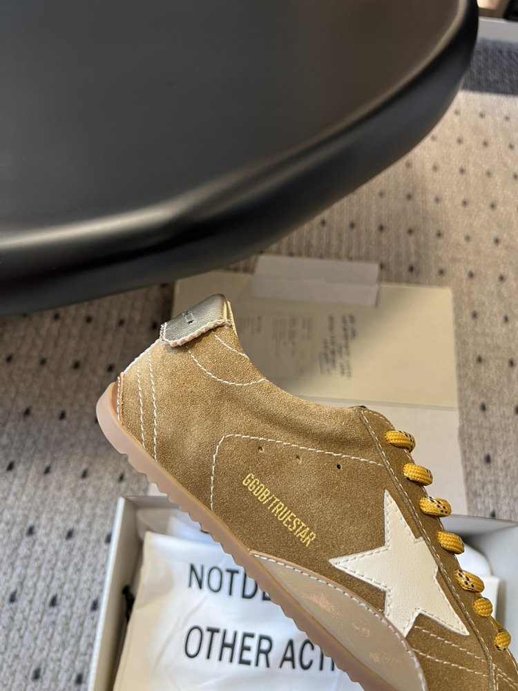 Кроссовки фото 6