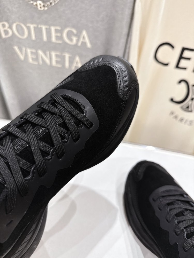 Кросівки фото 6