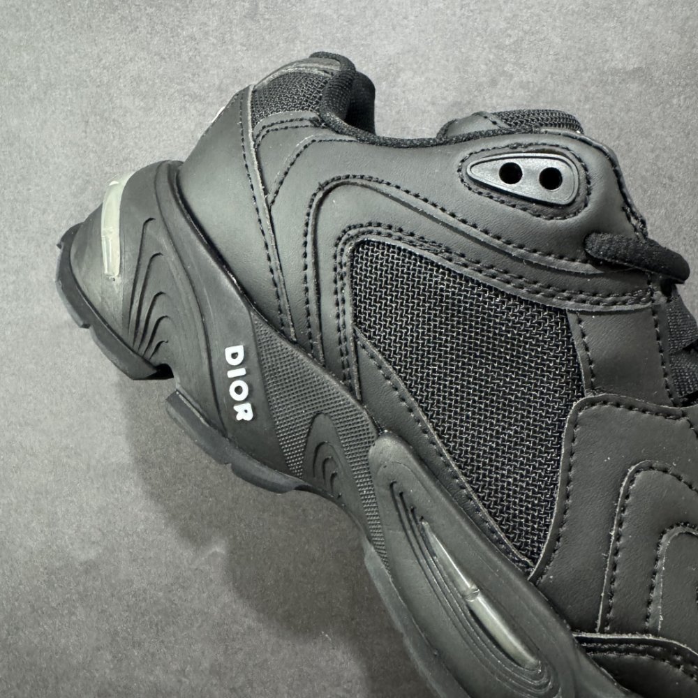 Кроссовки фото 6