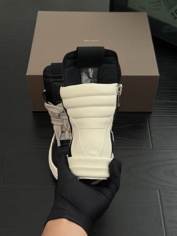 Кроссовки фото 6