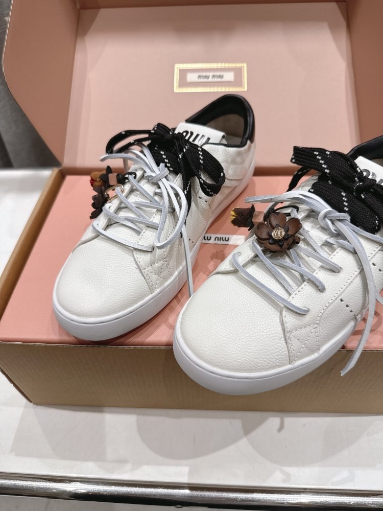 Кроссовки фото 6