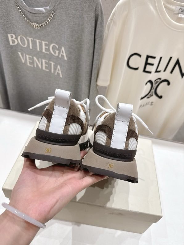 Кроссовки фото 6