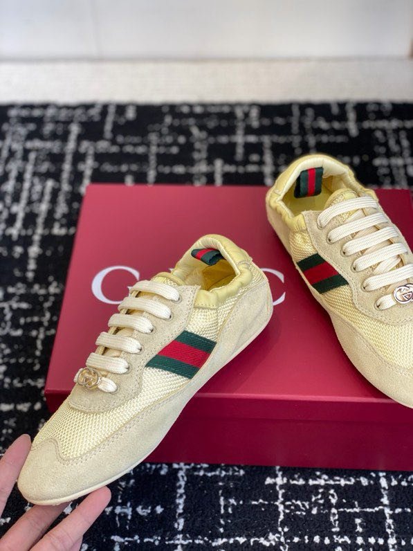 Кросівки фото 6