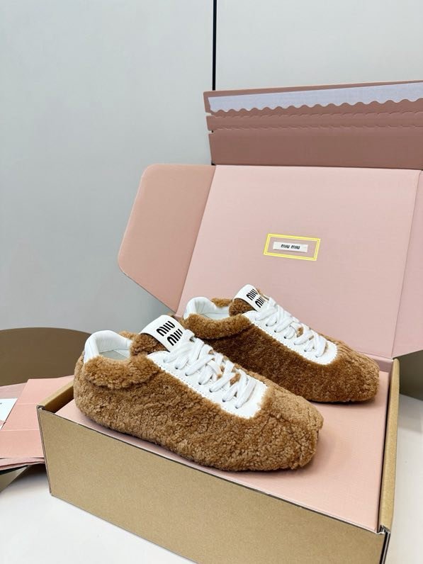 Кросівки фото 6