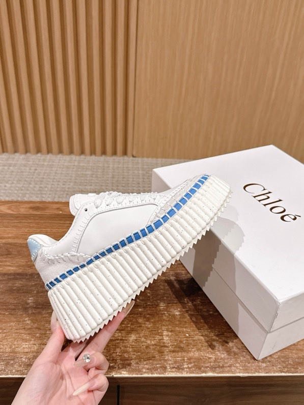 Кросівки фото 6