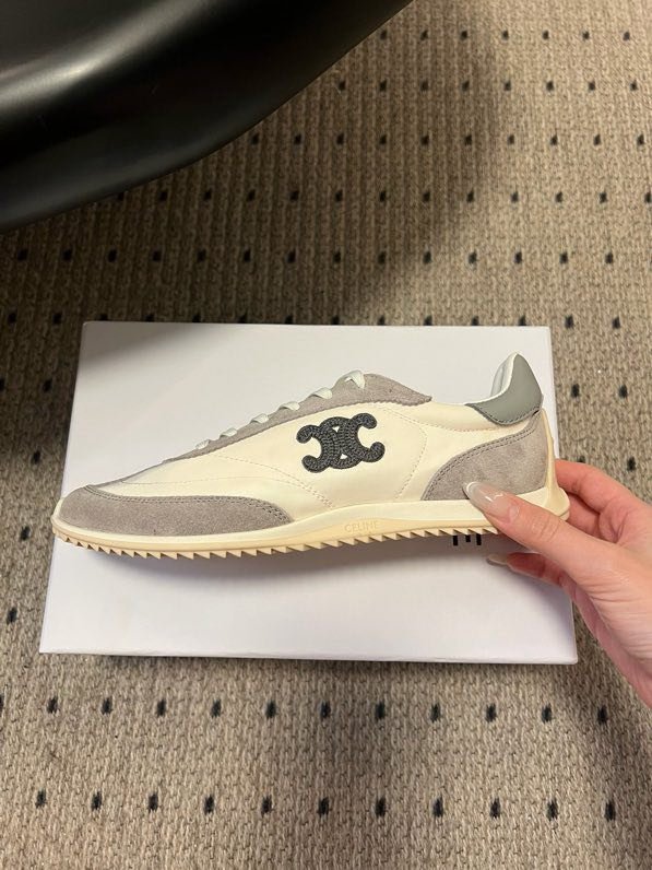 Кроссовки фото 6