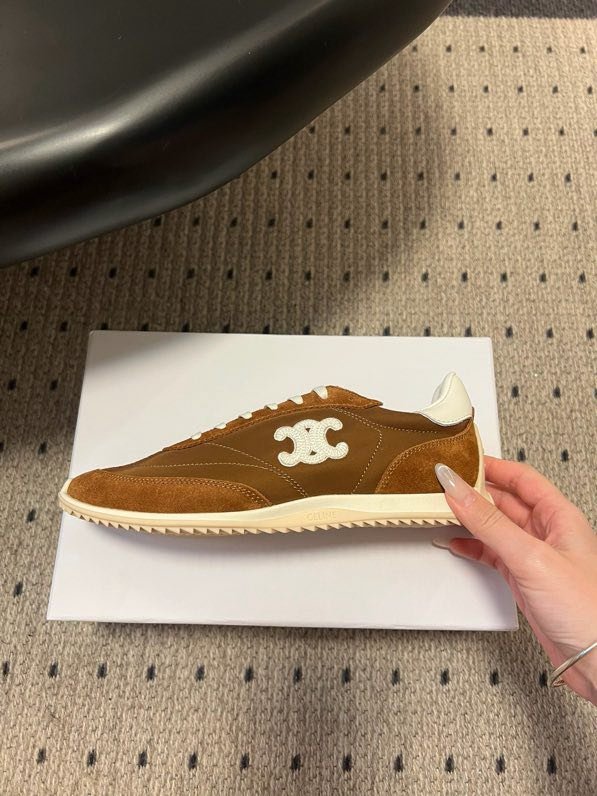 Кроссовки фото 6